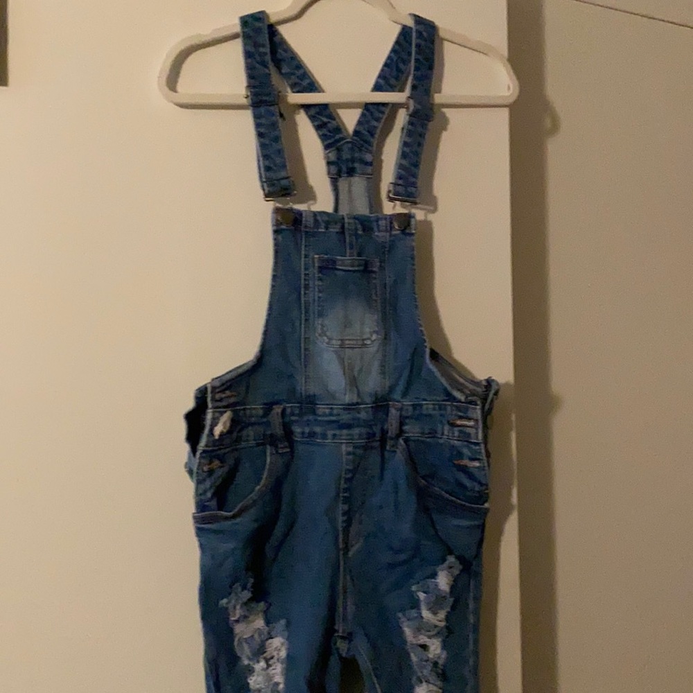 Women distressed denim overalls short